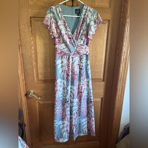 Adrianna Papell gorgeous floral maxi dress